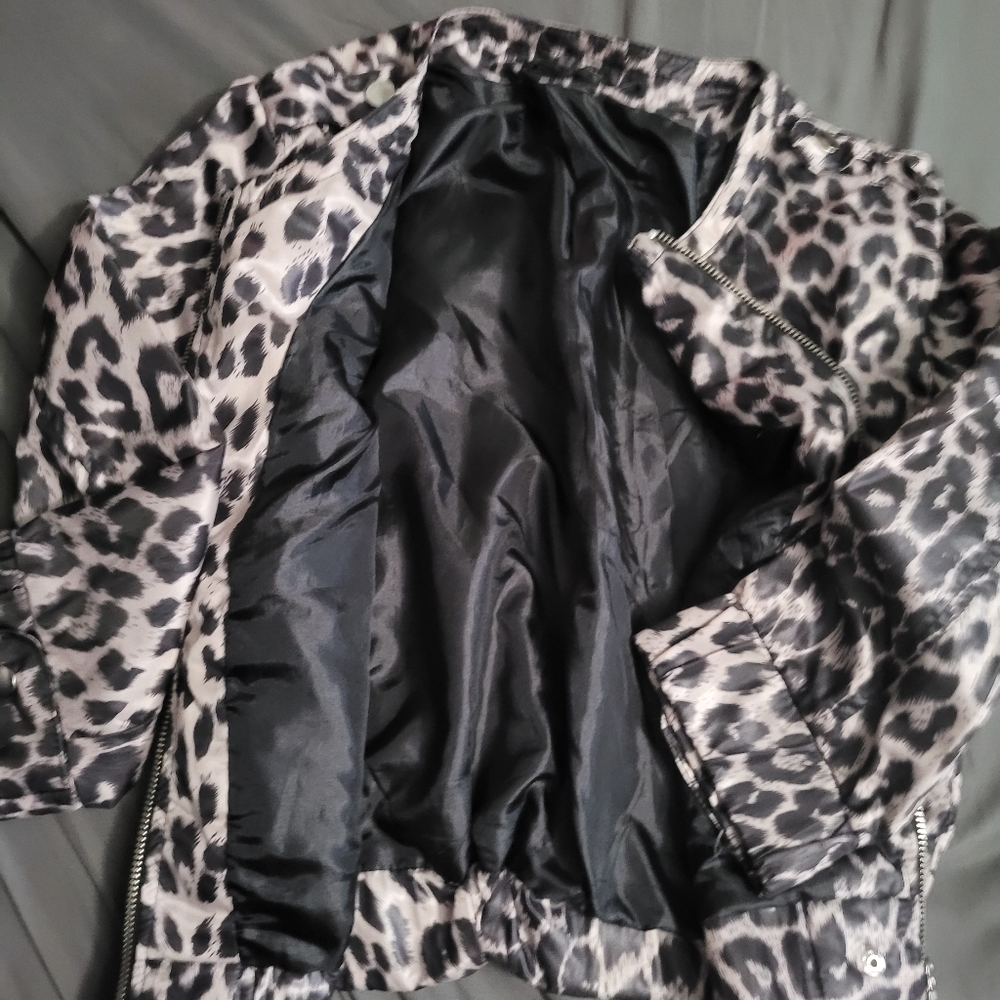 Leopard jacket - Picture 3 of 4